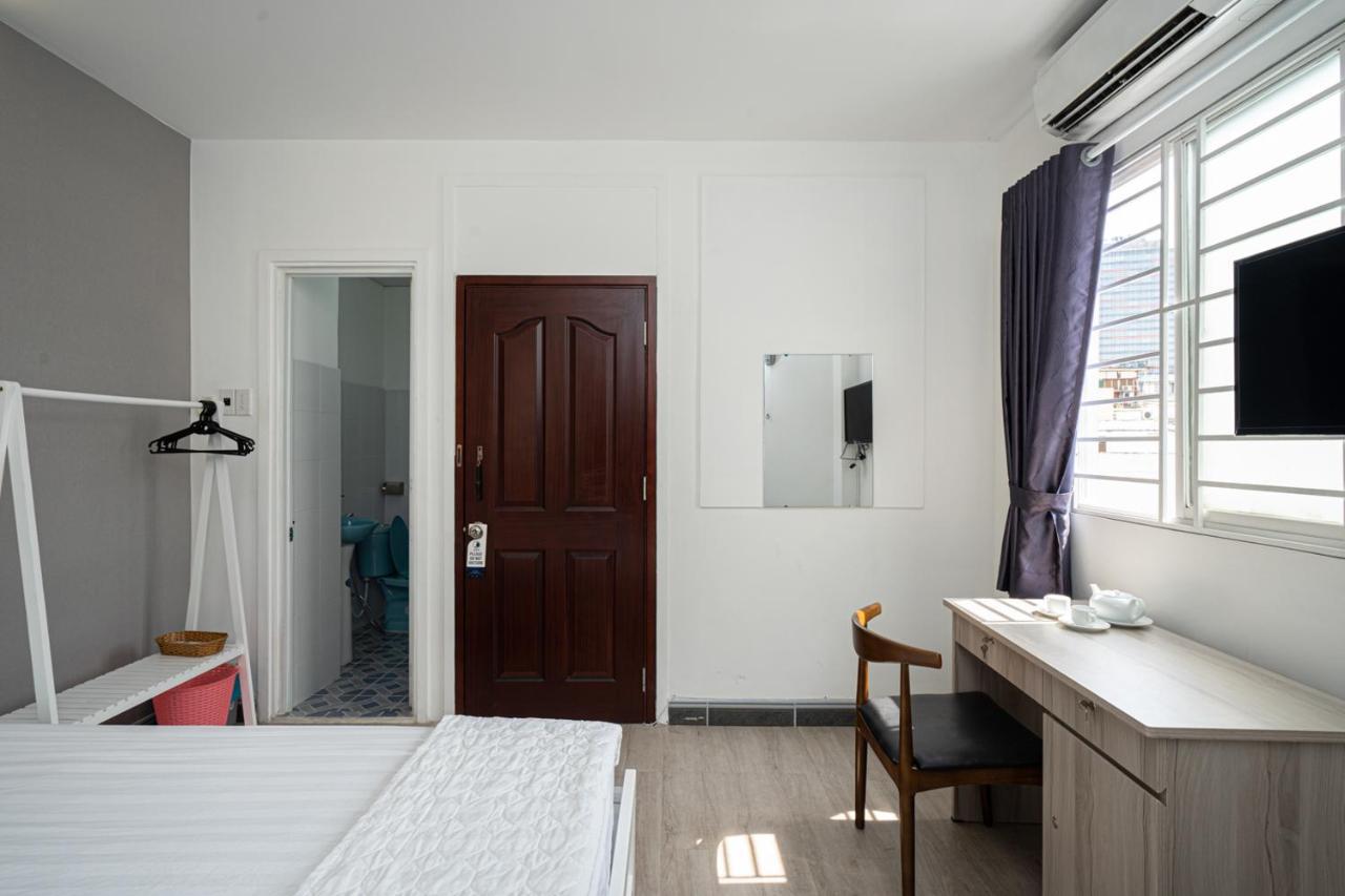 Futuristic Guest house 2*