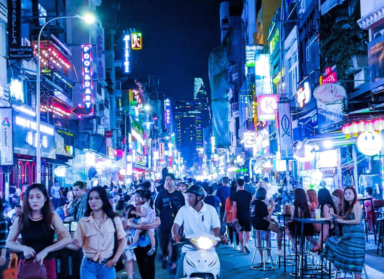 Futuristic Nhà khách TP. Hồ Chí Minh